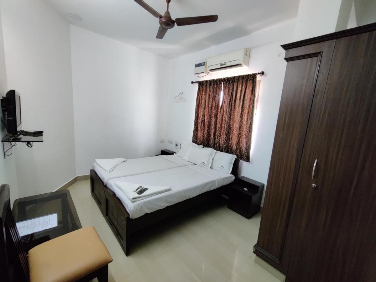 Swarna Sudarshan Service Apartments Sholinganallur Chennai Exterior photo